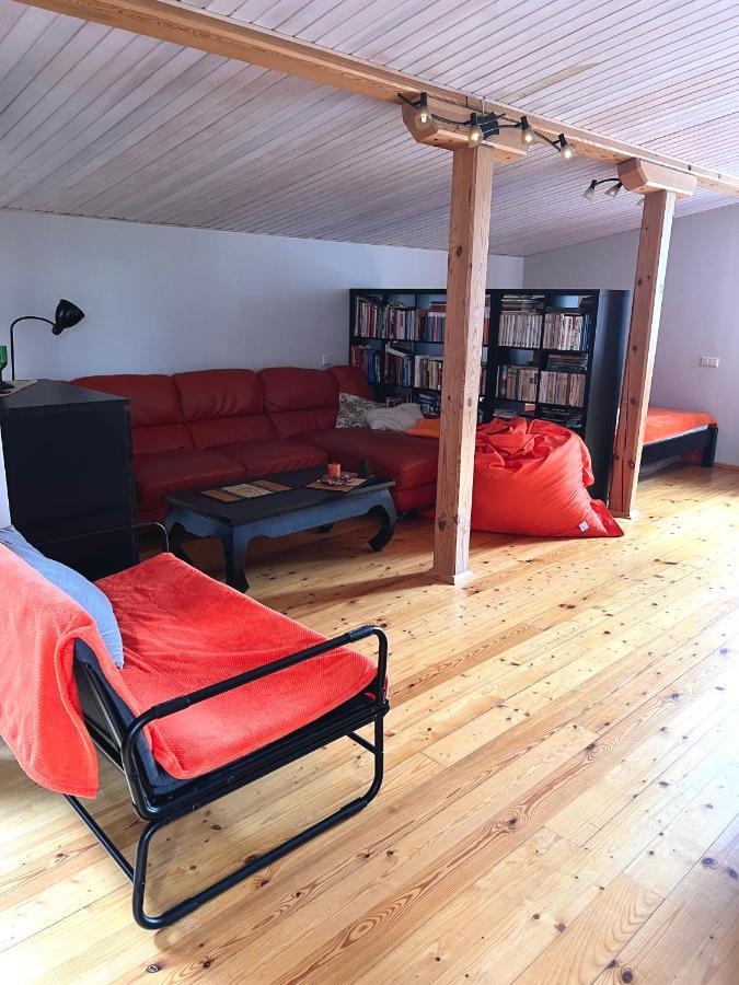 Studio Apartment And Free Airport Transfer Riga Exterior foto